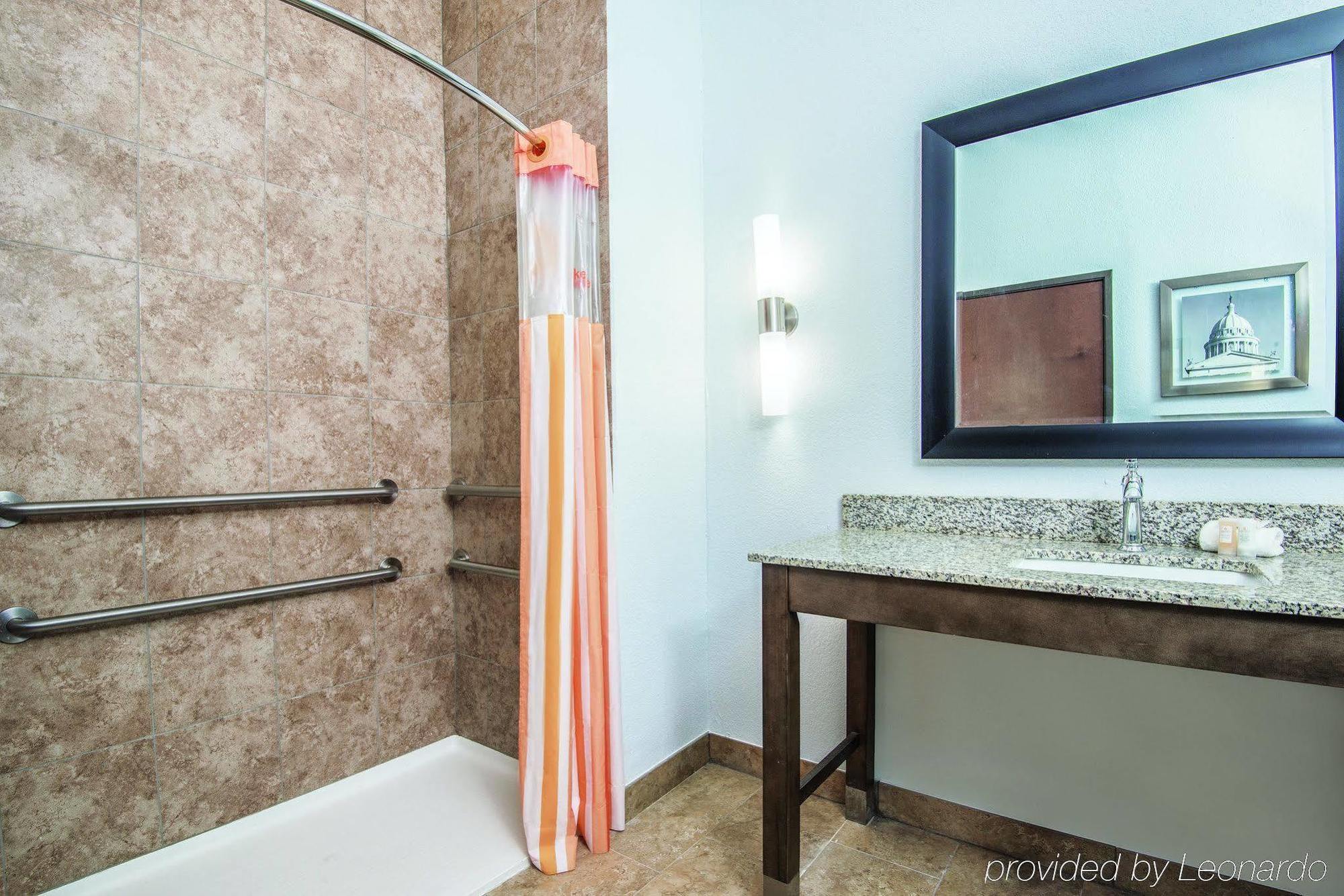 La Quinta By Wyndham Guthrie Otel Dış mekan fotoğraf