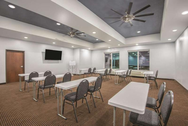 La Quinta By Wyndham Guthrie Otel Dış mekan fotoğraf